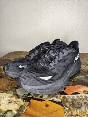 Hoka One One Clifton 9 GTX Black Gore-Tex Size 10D